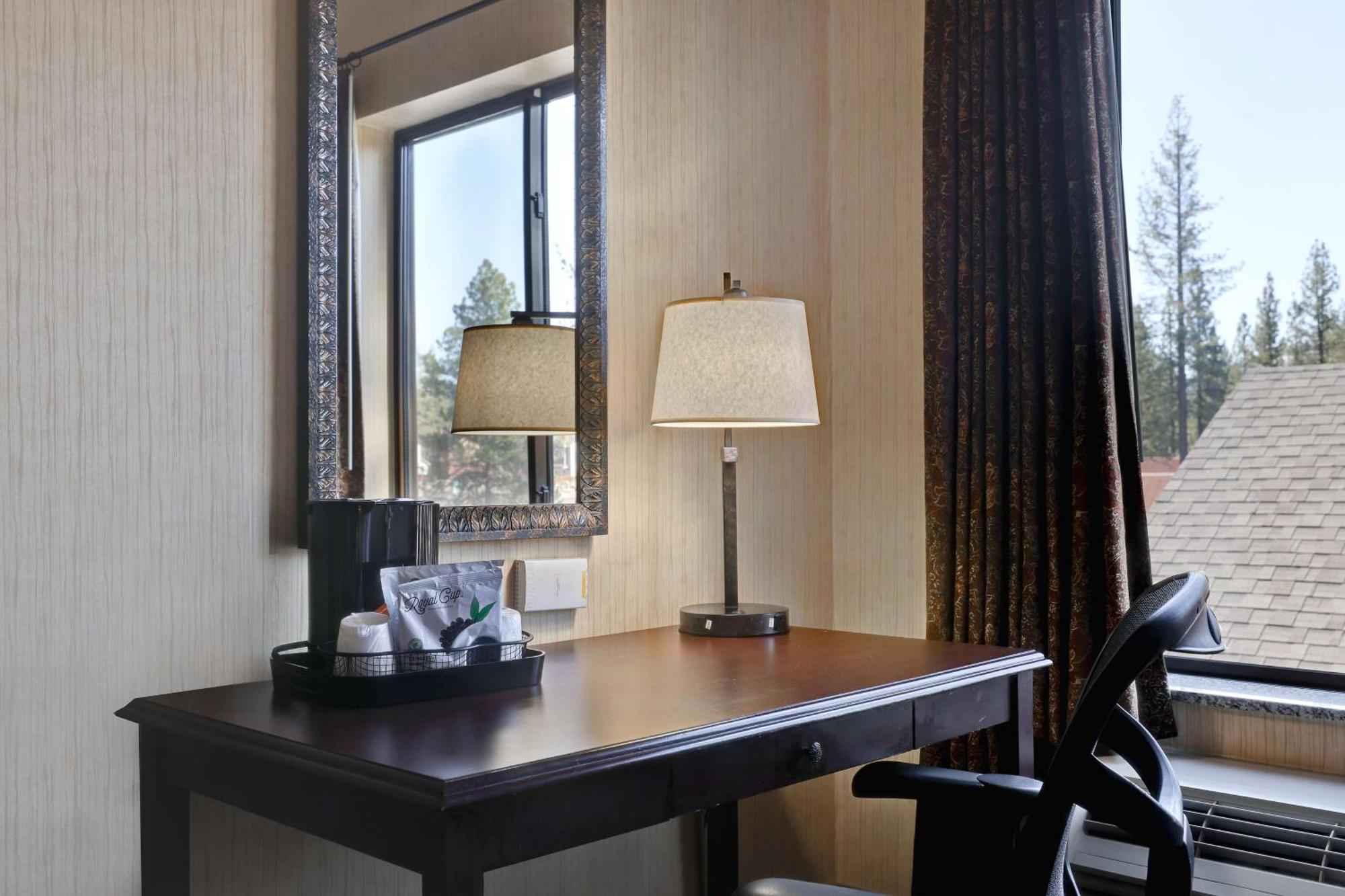 Hampton Inn & Suites Tahoe-Truckee Eksteriør billede