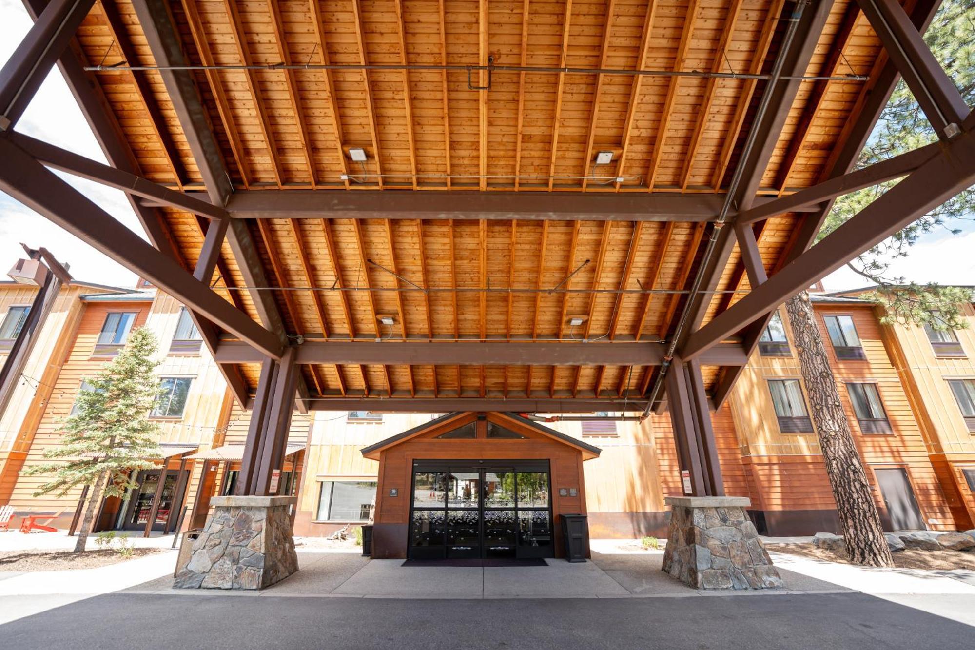 Hampton Inn & Suites Tahoe-Truckee Eksteriør billede