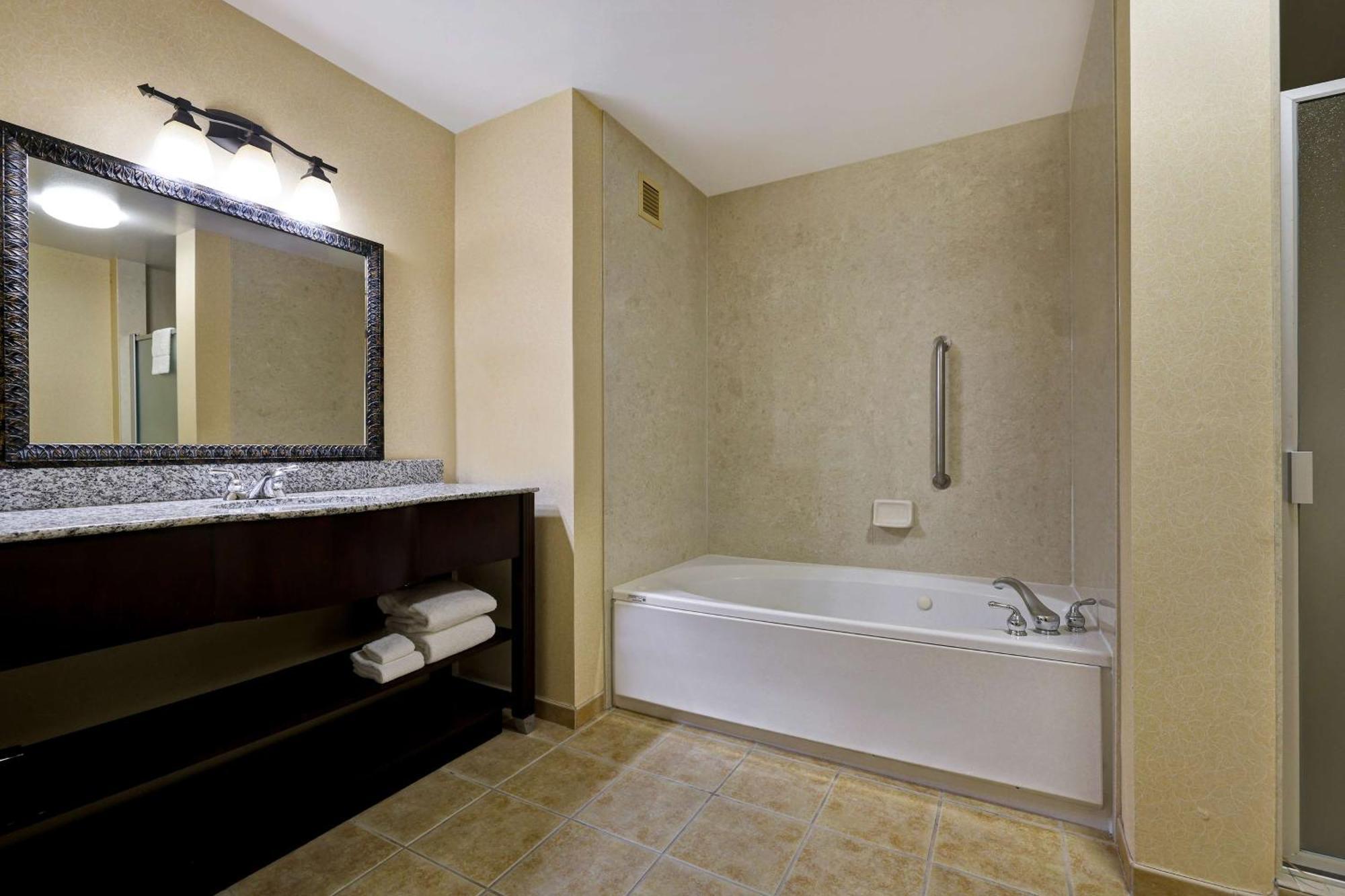 Hampton Inn & Suites Tahoe-Truckee Eksteriør billede